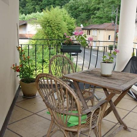 Appartement Chaleureux Avec Parking Gratuit Sarlat-la-Canéda Exterior foto
